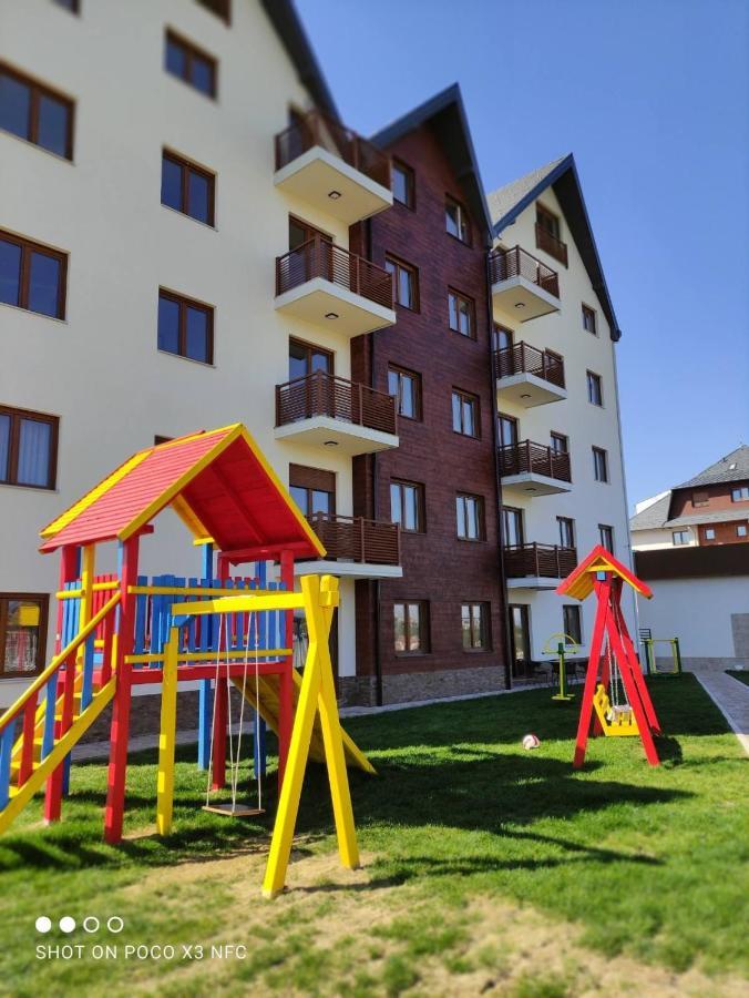 Mons In Vila Katalina