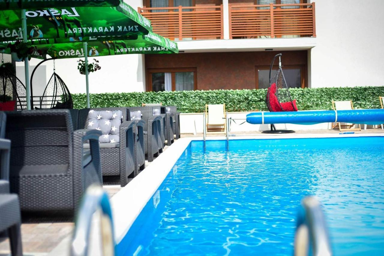 Apartment Mons In Vila Katalina *