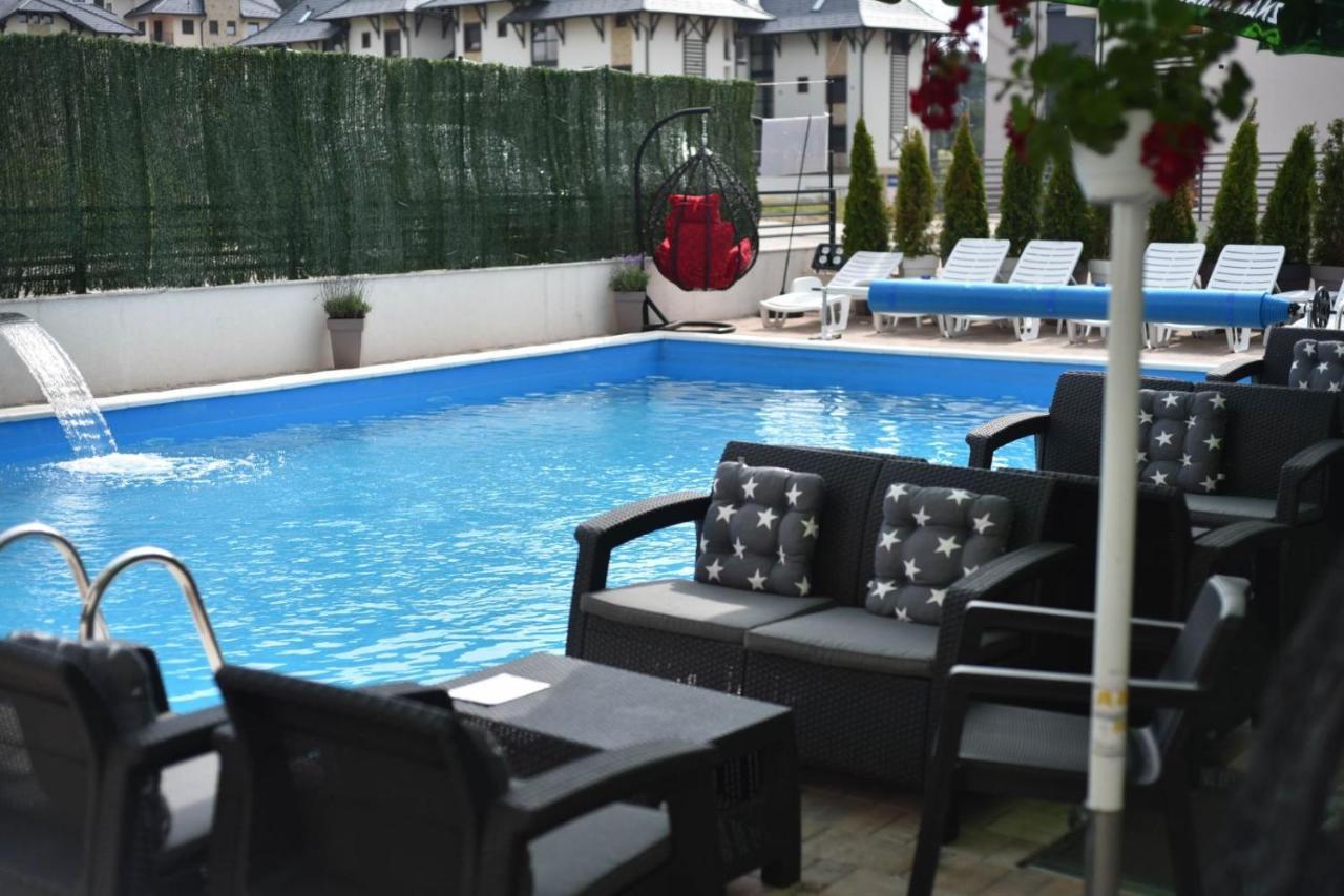 Apartment Mons In Vila Katalina