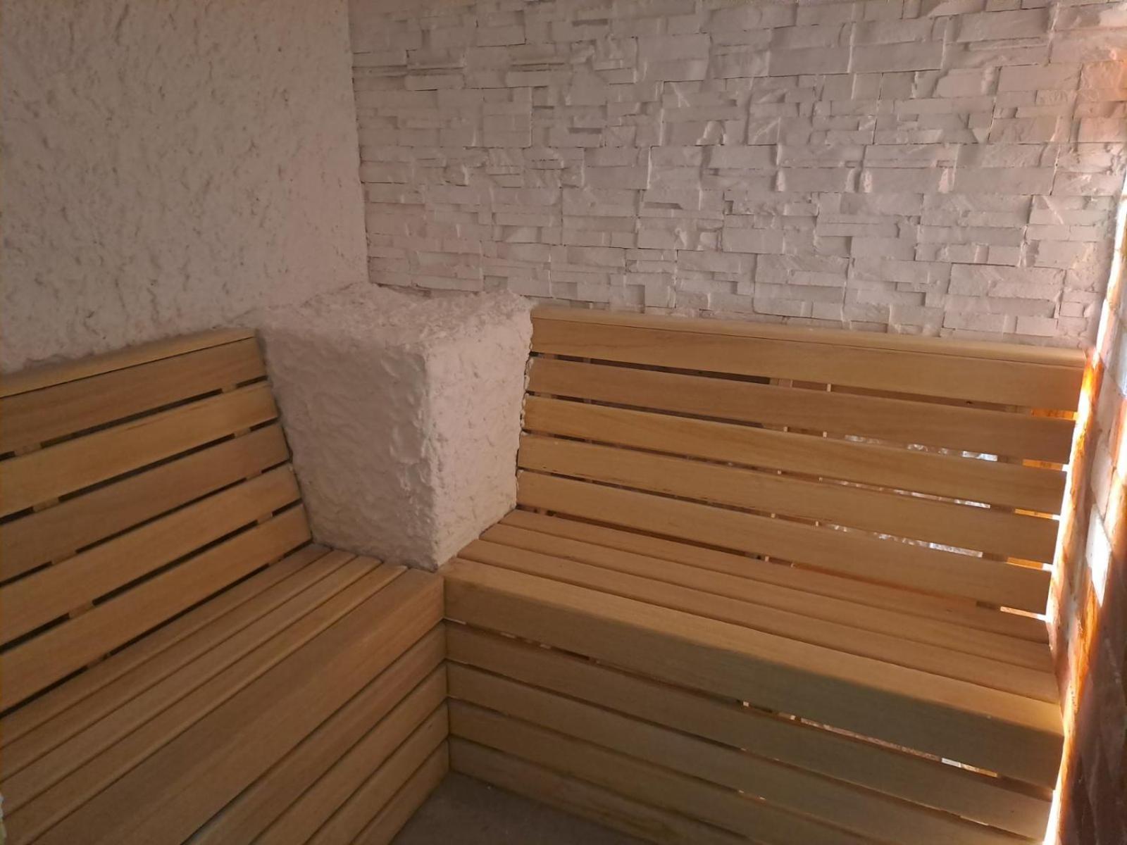 Mons In Vila Katalina * Zlatibor